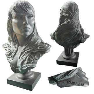 Vintage Xena Bust